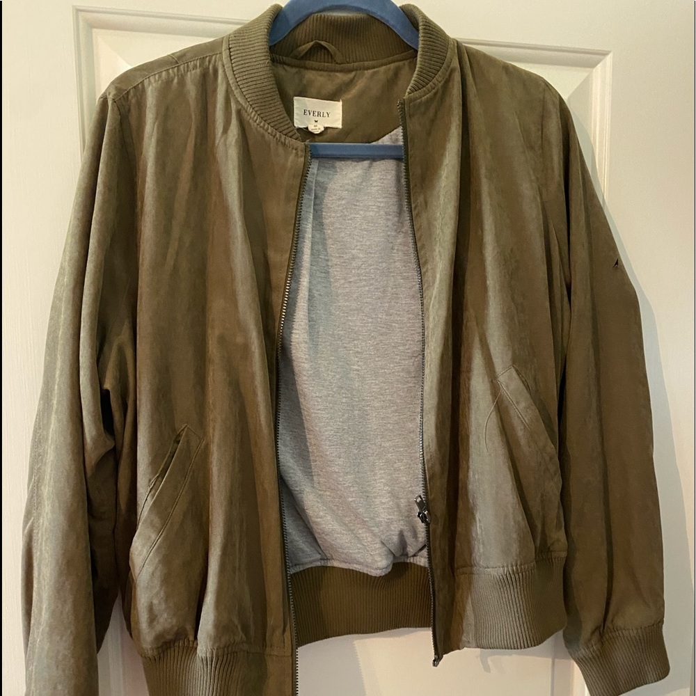 Bomber jacket- army green